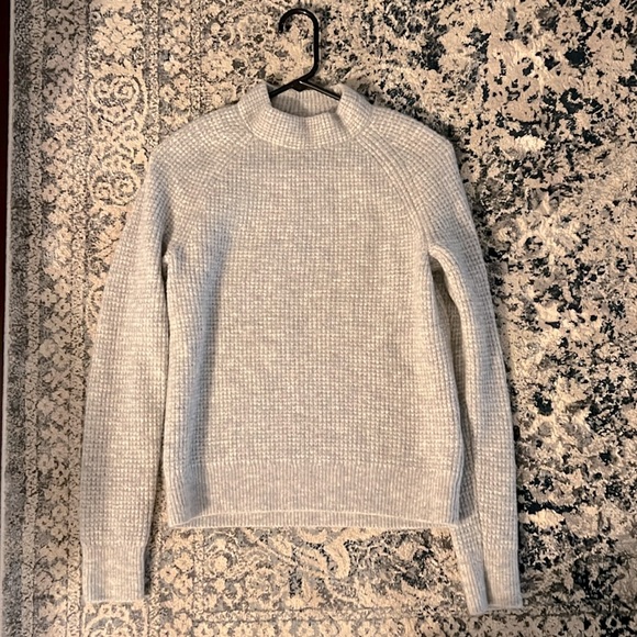 Banana Republic Waffle Weave Sweater - Picture 1 of 6